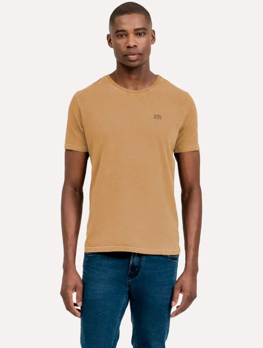 Camiseta King & Joe Masculina Estonada Basic Dark Small Logo Marrom