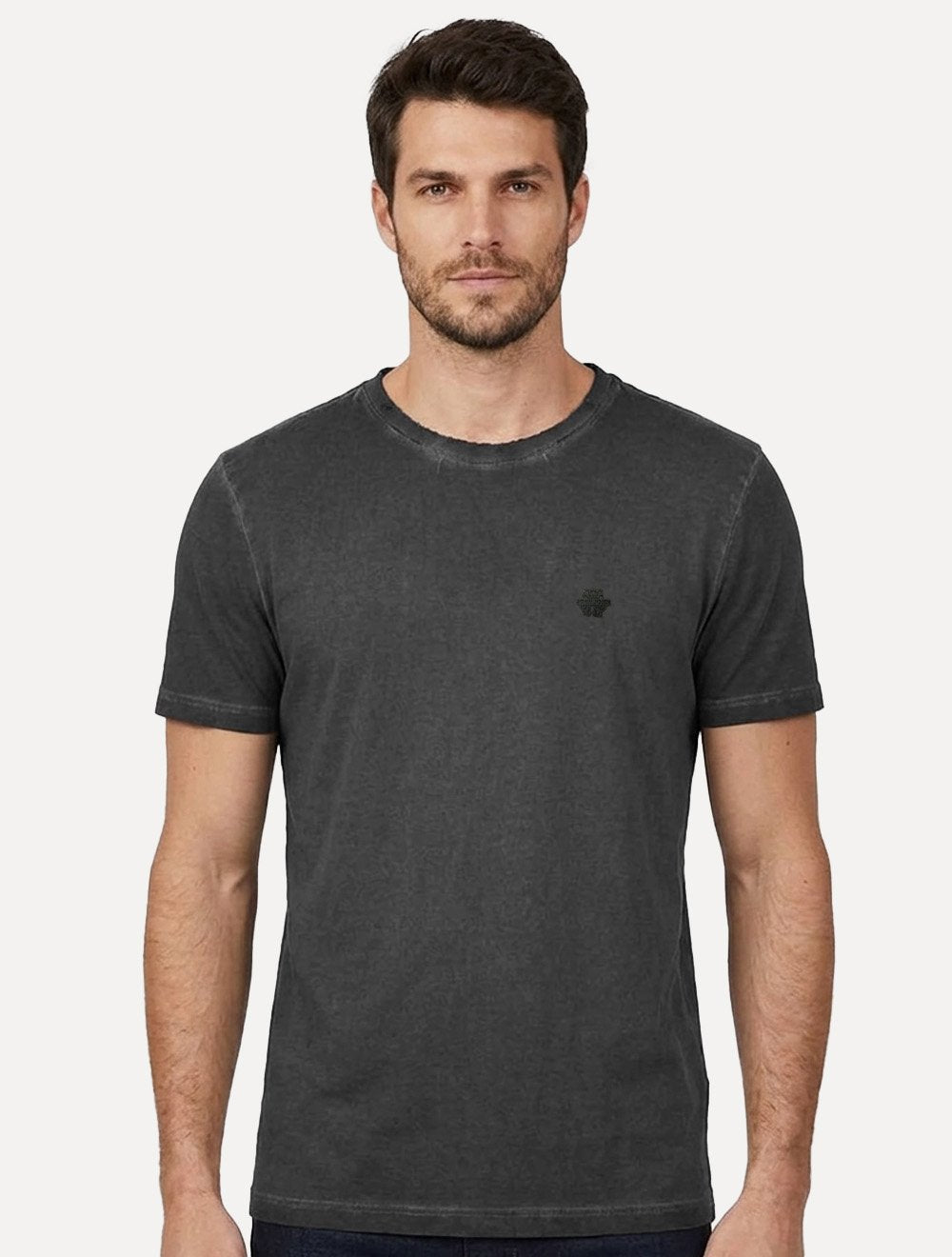 Camiseta John John Rubber Key Flame Dark Transfer Cinza Escuro