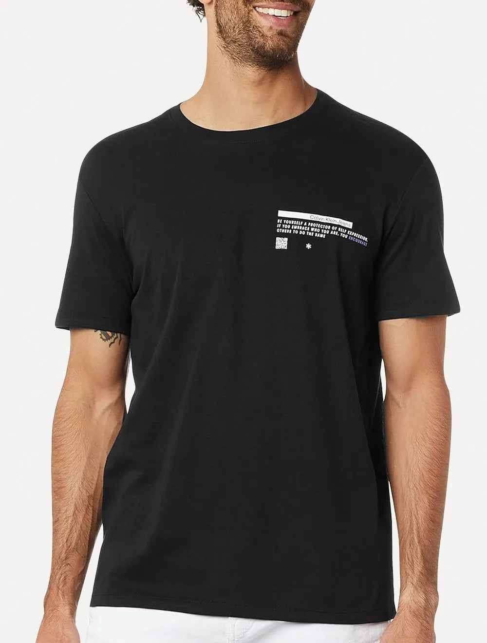 Camiseta Calvin Klein Jeans Masculina Self Expression Preta