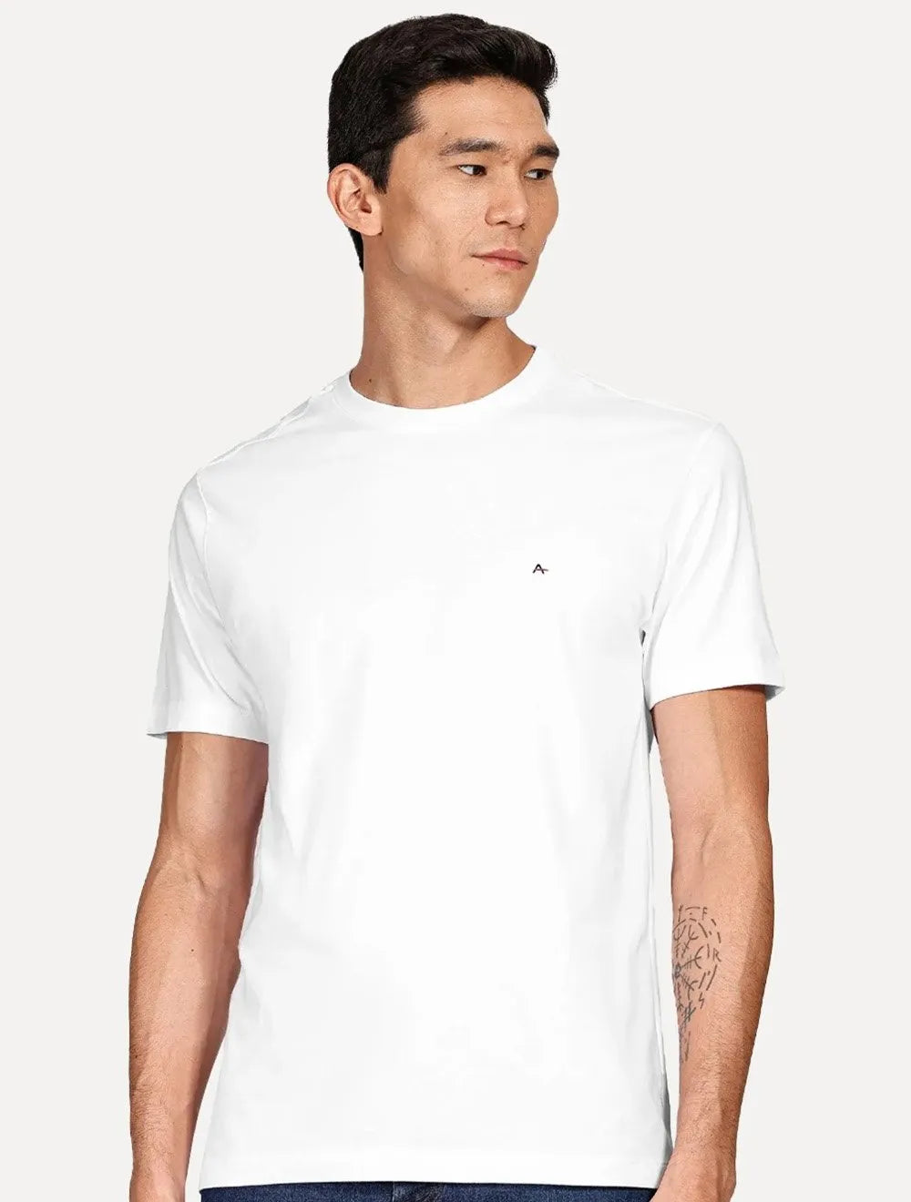 Kit Camisetas Aramis | Basic Lisa Preta/Branca