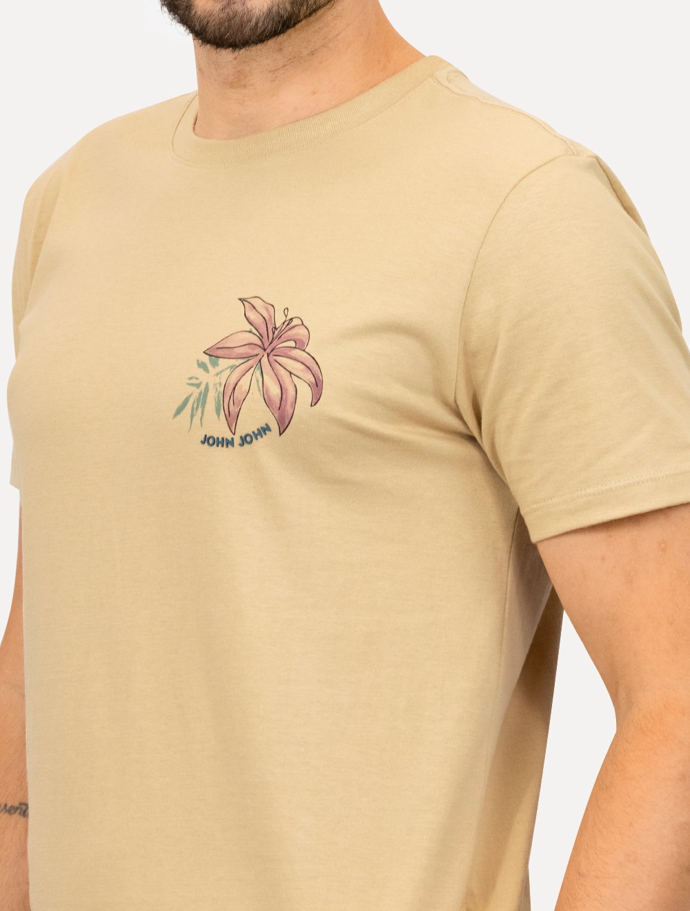 Camiseta John John Masculina Slim Island Flower Caqui Médio