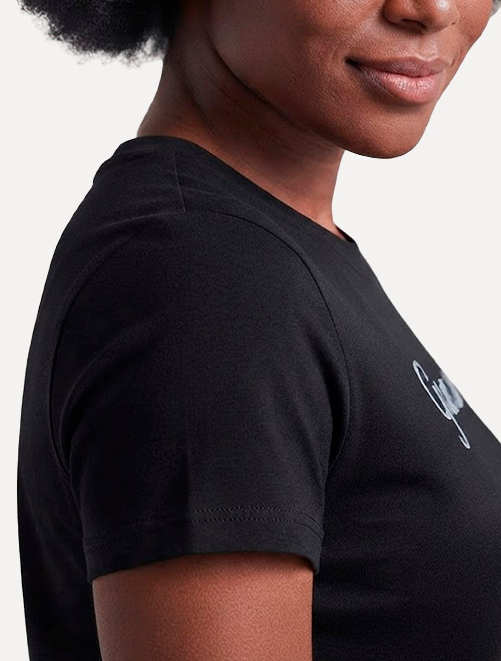 Camiseta Guess Feminina Signature Embroidery Logo Preta