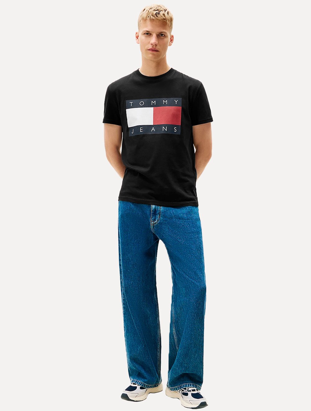 Camiseta Tommy Hilfiger Masculina Regular Big Flag Preta