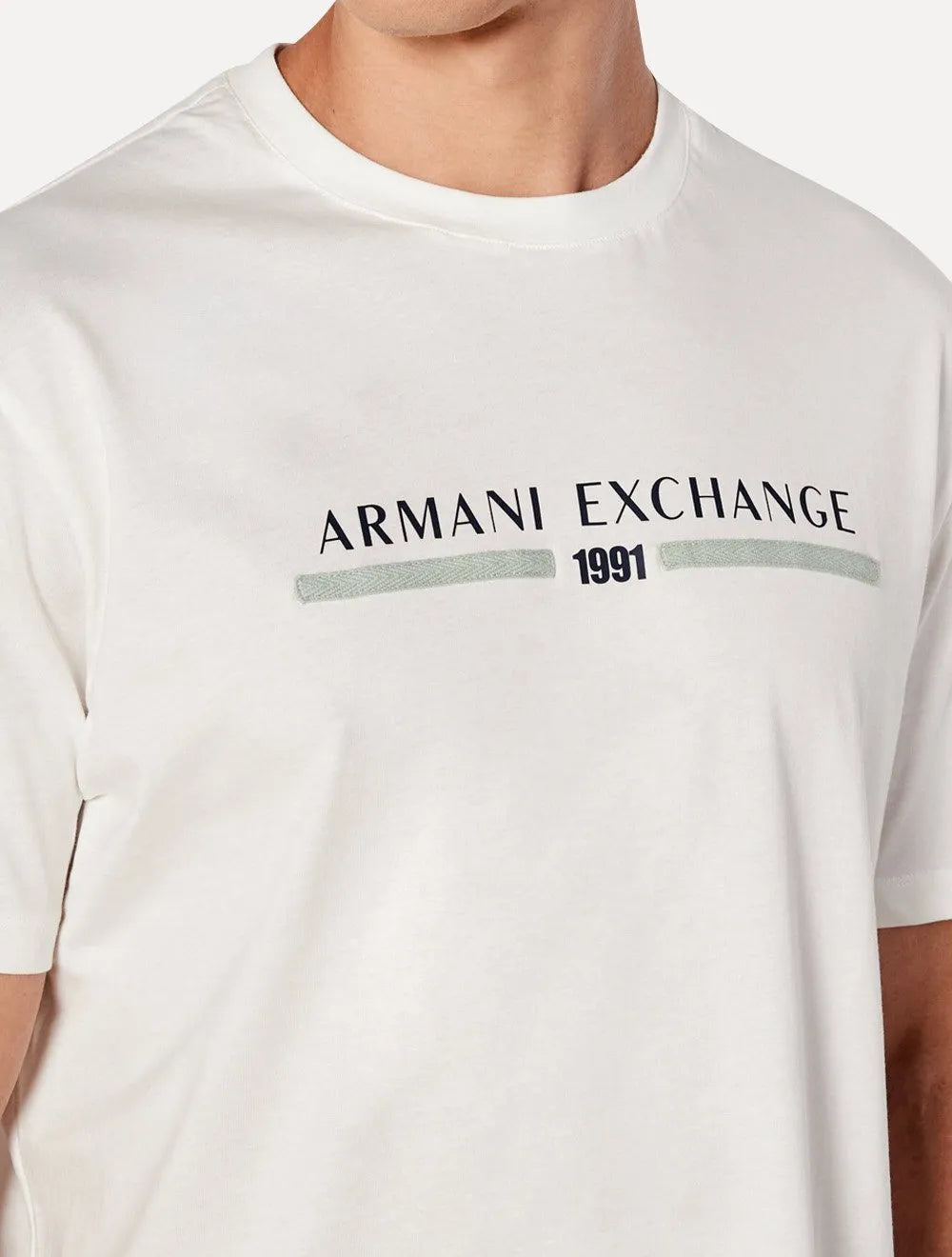Camiseta Armani Exchange Masculina Regular 1991 Chest Logo Off-White