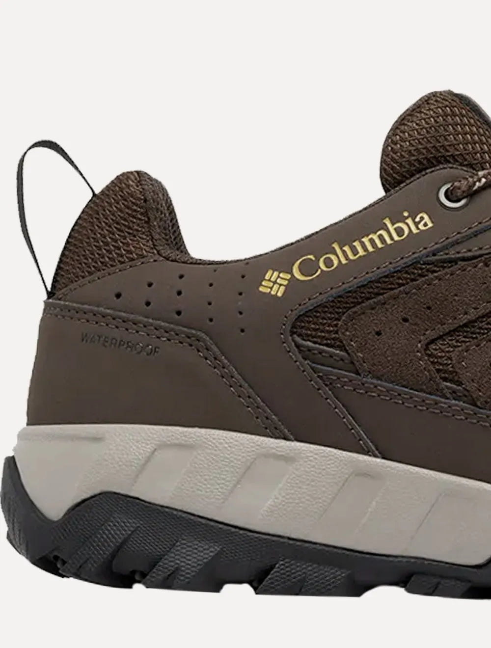 Tênis Columbia Masculino Strata Trail Low WP Marrom Café
