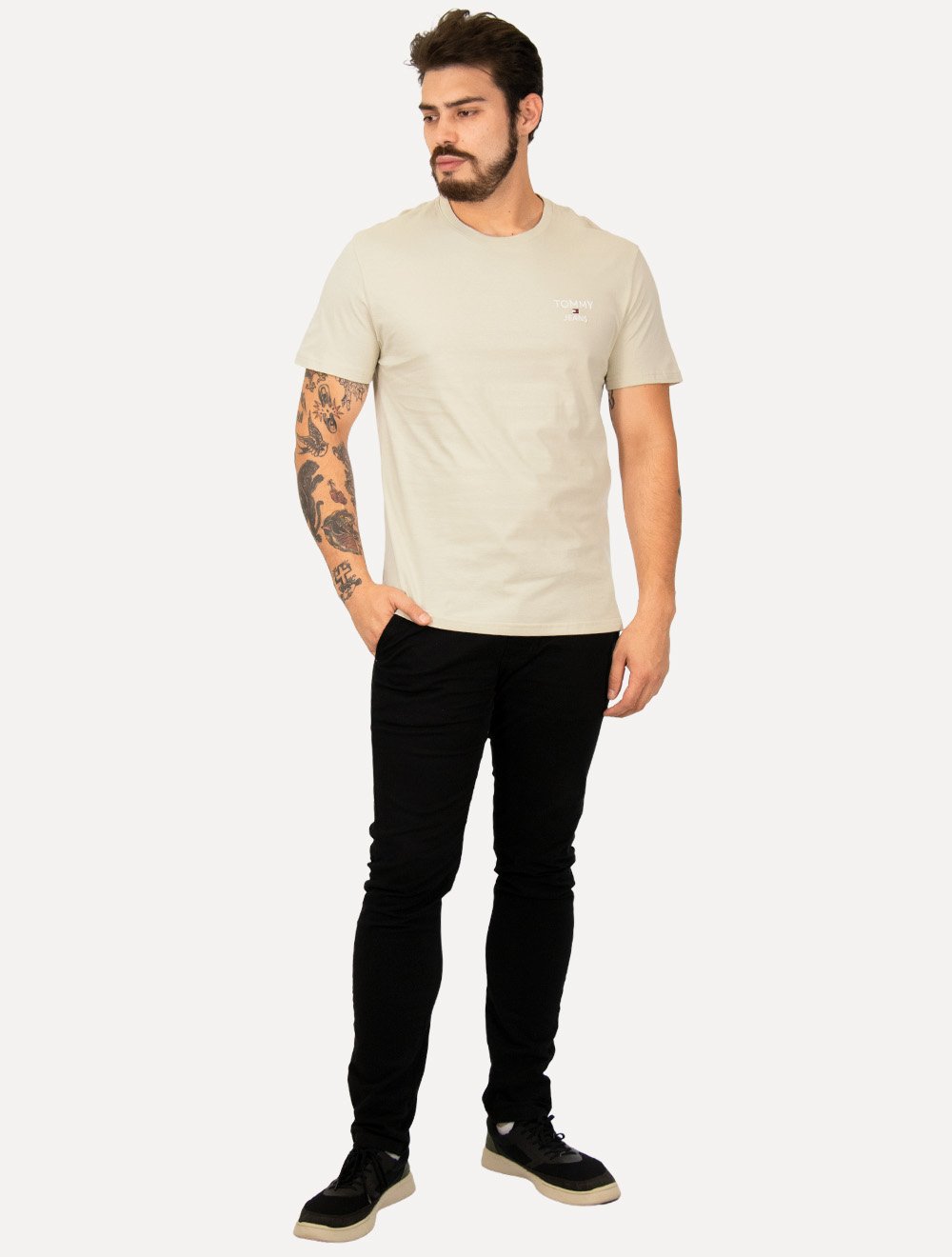 Camiseta Tommy Jeans Masculina Regular Corp Chest Areia