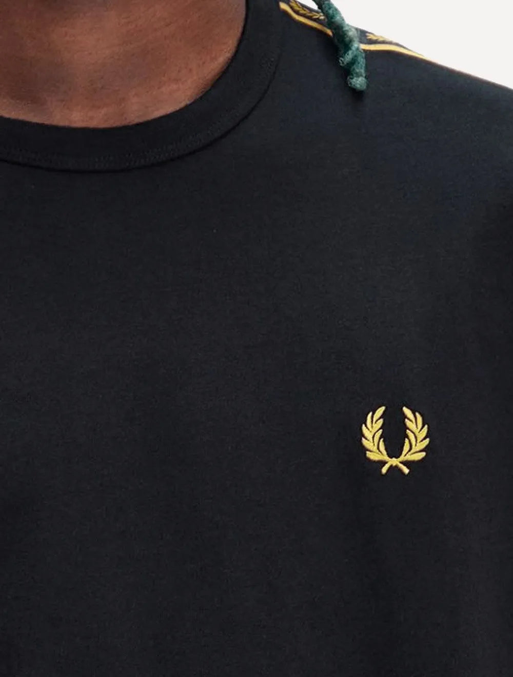 Camiseta Fred Perry Masculina Regular Gold Contrast Tape Ringer Azul Marinho