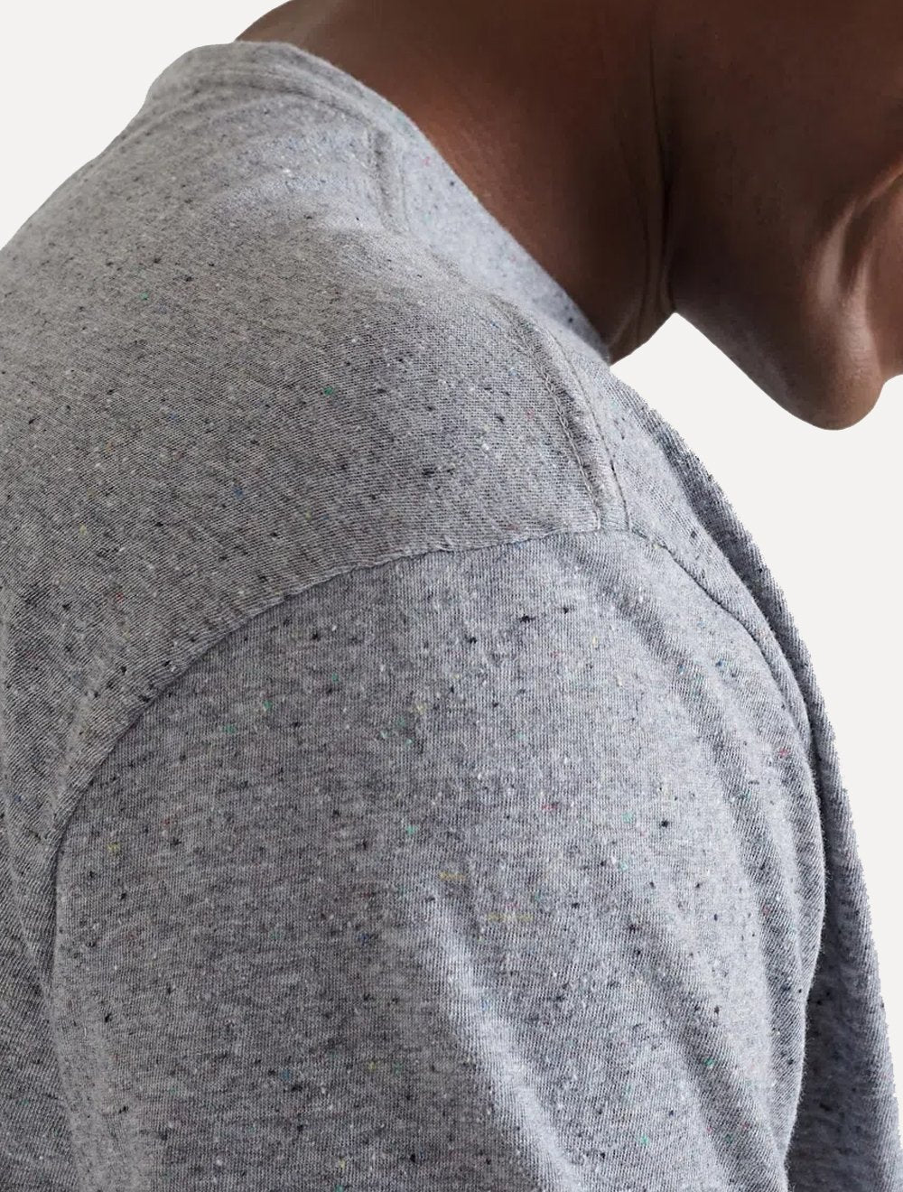 Camiseta Reserva Masculina Upcycling Cinza Mescla