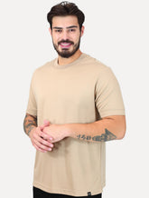 Camiseta Dixen Over Recorte Estruturado na Manga Caqui