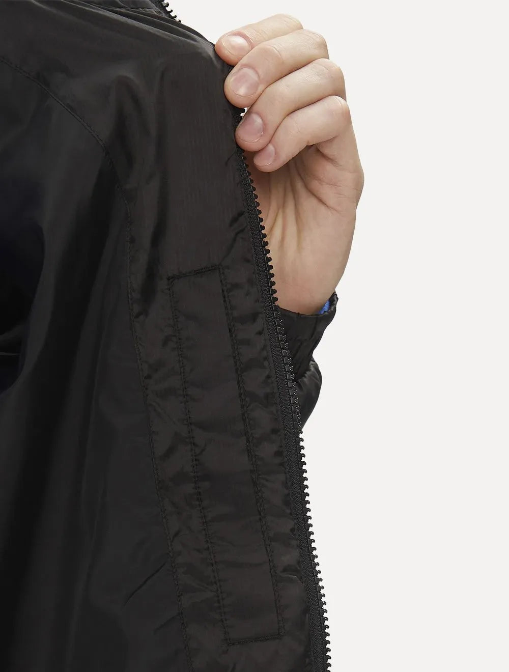 Jaqueta Calvin Klein Jeans Hooded Bomber Lateral Logo Preta
