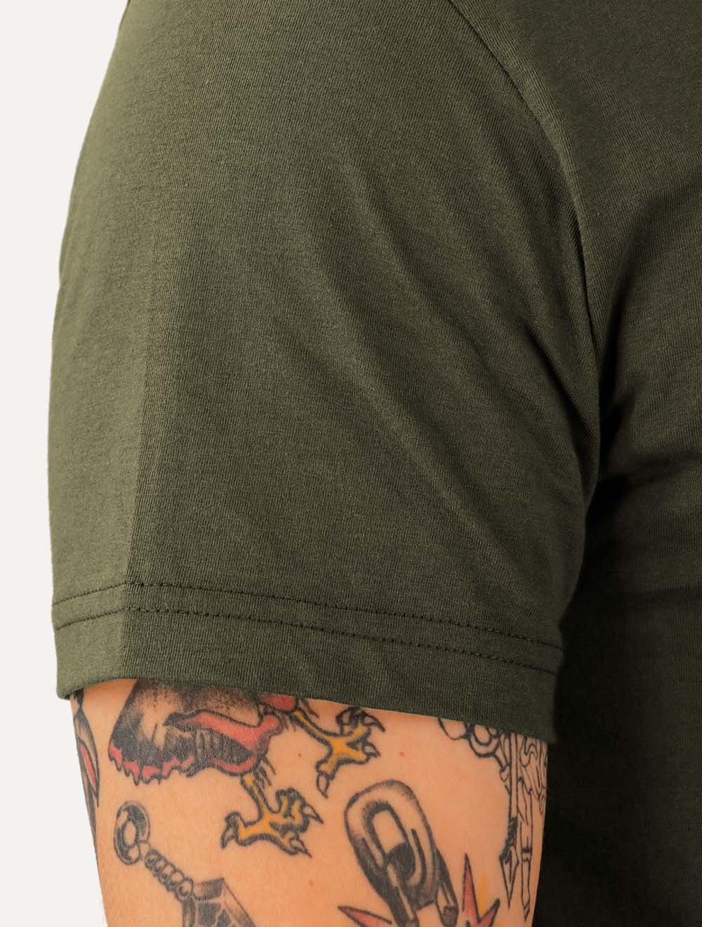 Camiseta Tommy Hilfiger Stack Brand Love Verde Militar