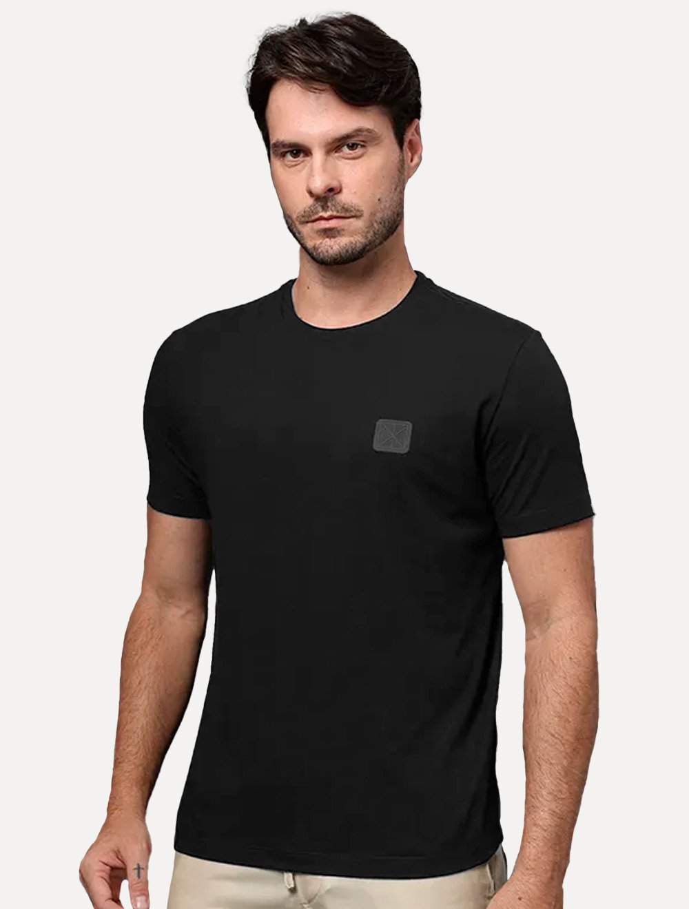 Camiseta Calvin Klein Jeans Masculina Egyptian Cotton CK Rubber Badge Preta