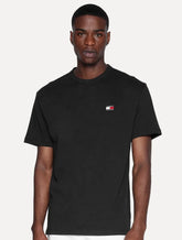 Camiseta Tommy Jeans Masculina Regular Flag Badge Tee Preta