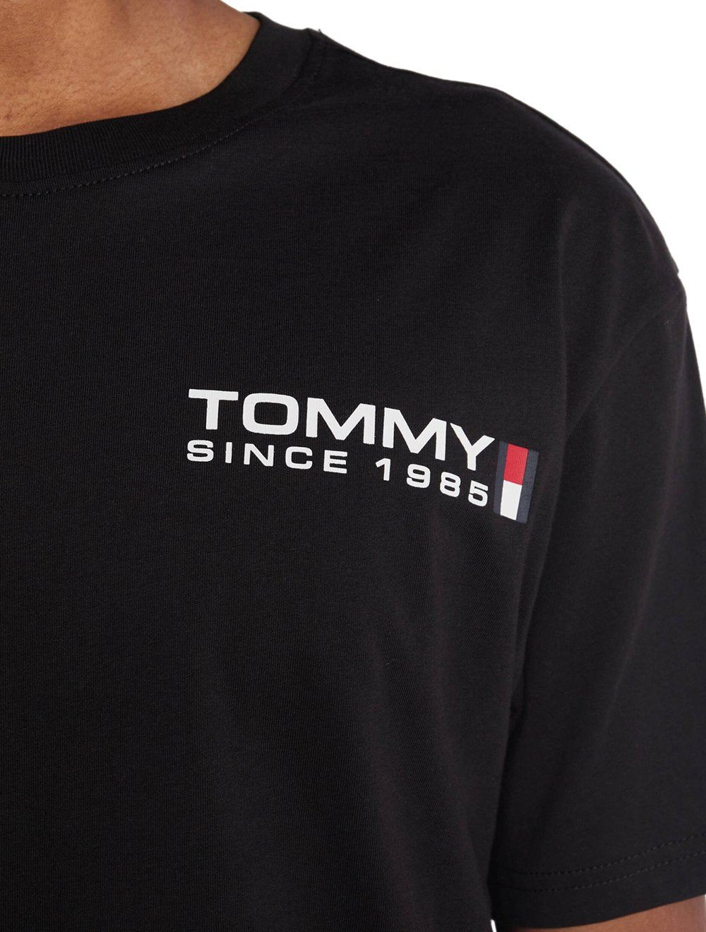 Camiseta Tommy Jeans Masculina Classic Athletic Chest Logo Preta