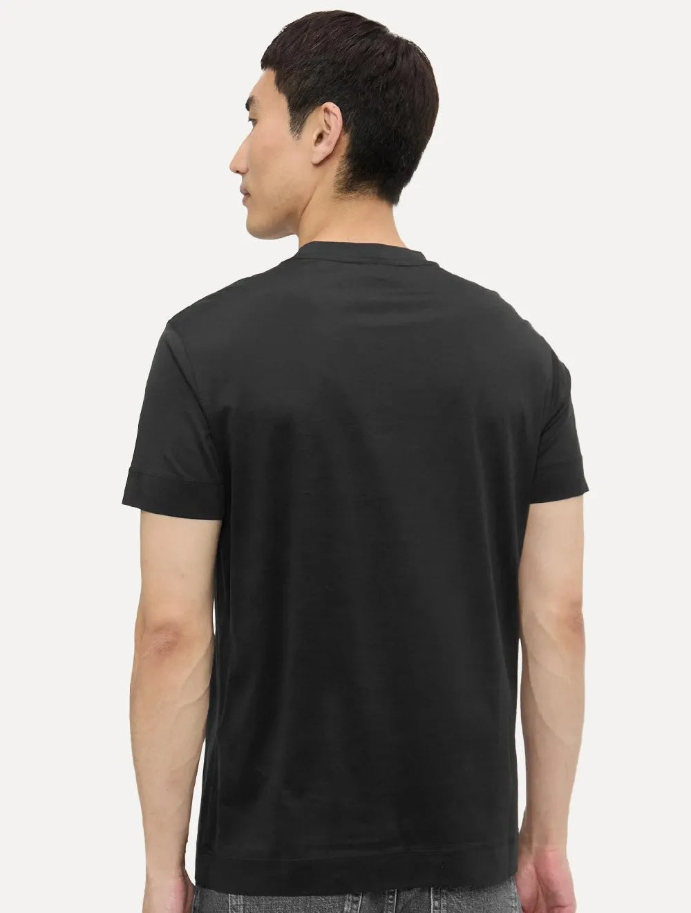 Camiseta Empório Armani Masculina Essential Logo Peito Preta