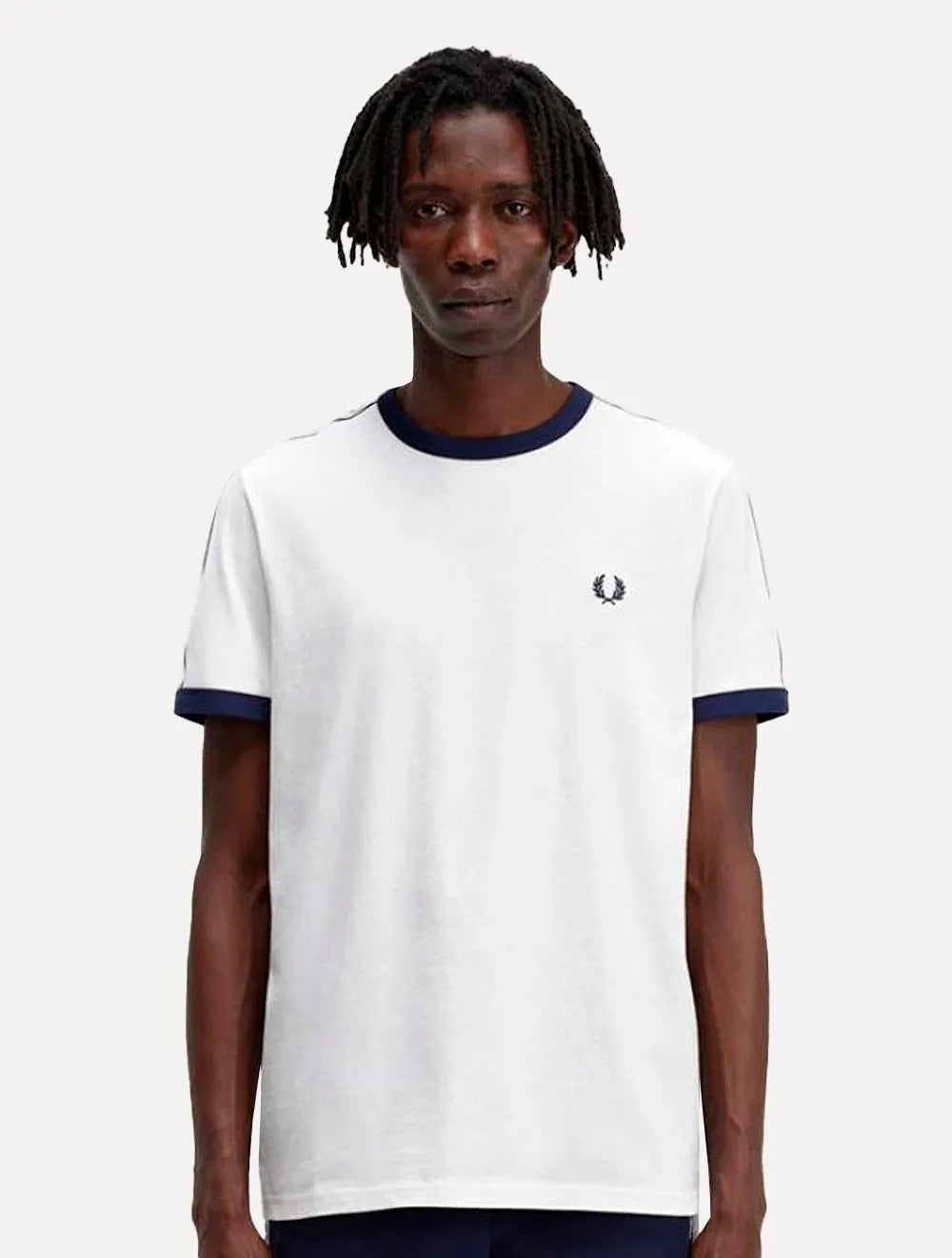 Camiseta Fred Perry Masculina Regular Taped Ringer Branca
