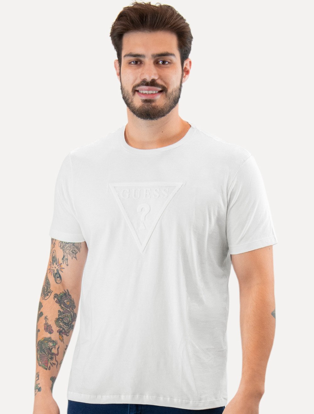 Camiseta Guess Masculina Embossed Logo Branca