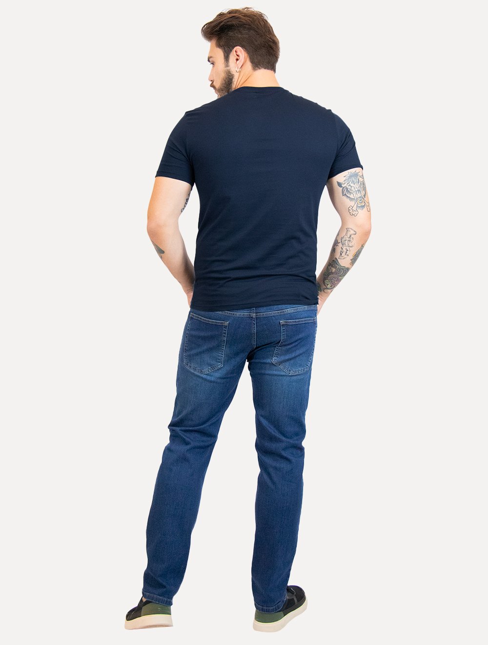 Camiseta Tommy Jeans Masculina Regular Corp Chest Azul Marinho
