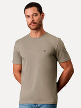 Camiseta Calvin Klein Jeans Masculina CK Bordado Peito Cáqui Médio