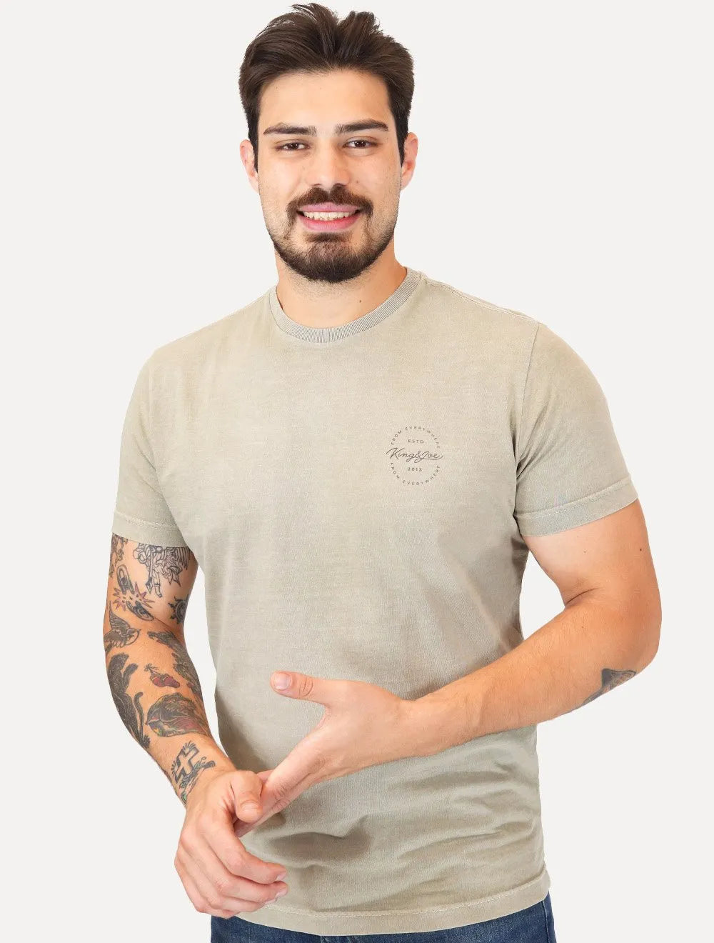 Camiseta King & Joe Masculina Signature Circle Estonada Peito Areia