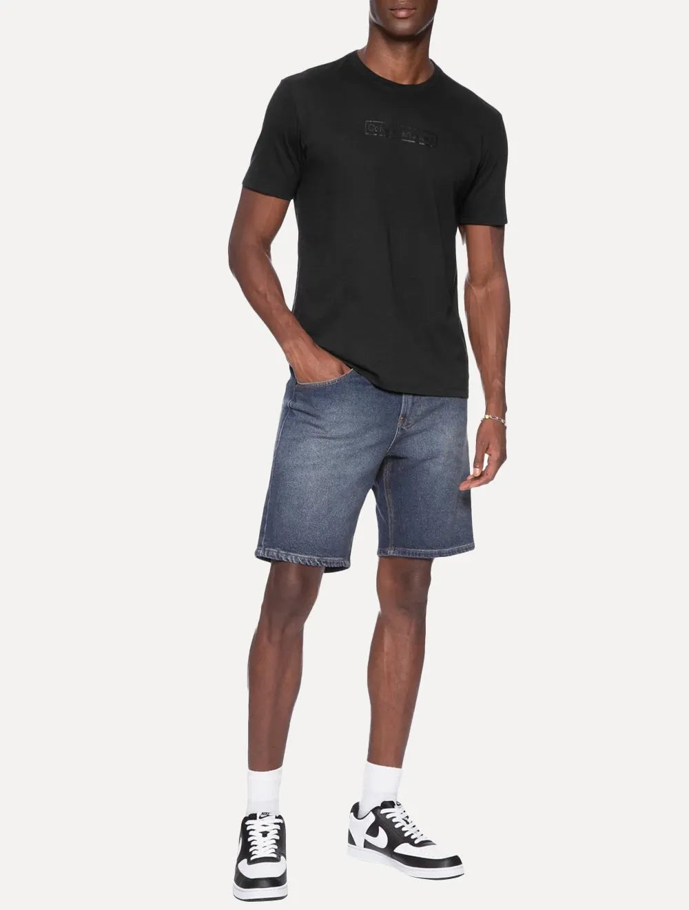 Bermuda Calvin Klein Jeans Masculina Carnaby 9'5 Pockets Azul Marinho
