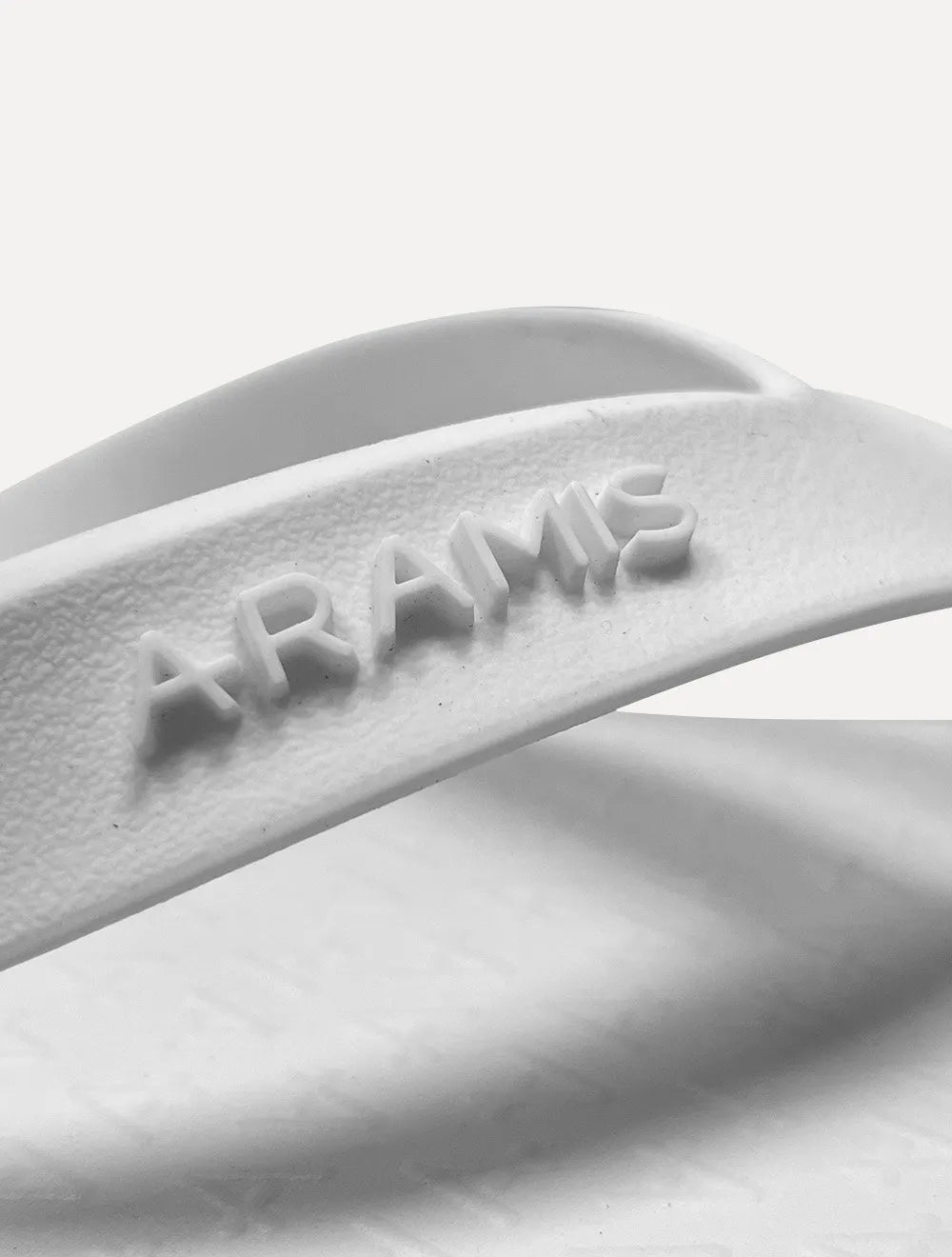 Chinelo Aramis Masculino ARM1159 1995 Branco