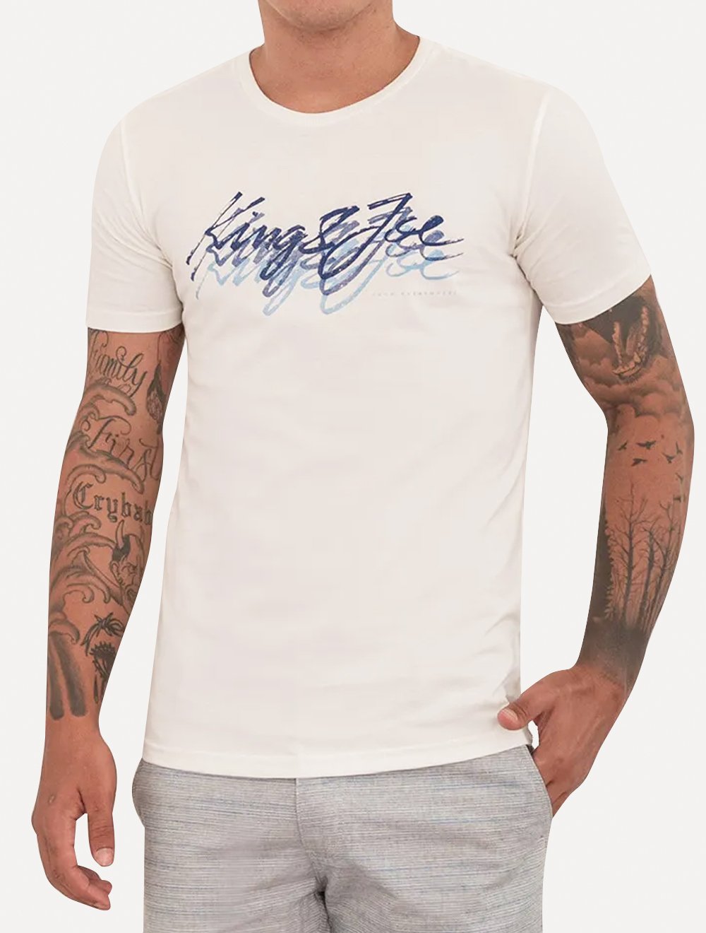 Camiseta King & Joe Masculina Slim Assinatura Off-White