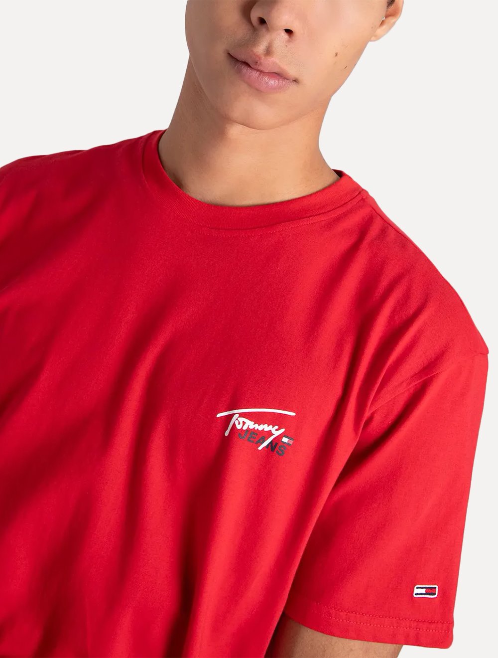 Camiseta Tommy Jeans Masculina Regular Classic Smal Flag Vermelha