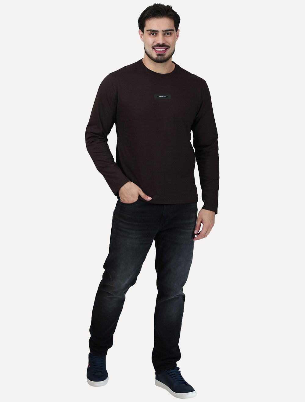 Camiseta Calvin Klein Jeans Masculina Manga Longa Logo Leather Center Marrom
