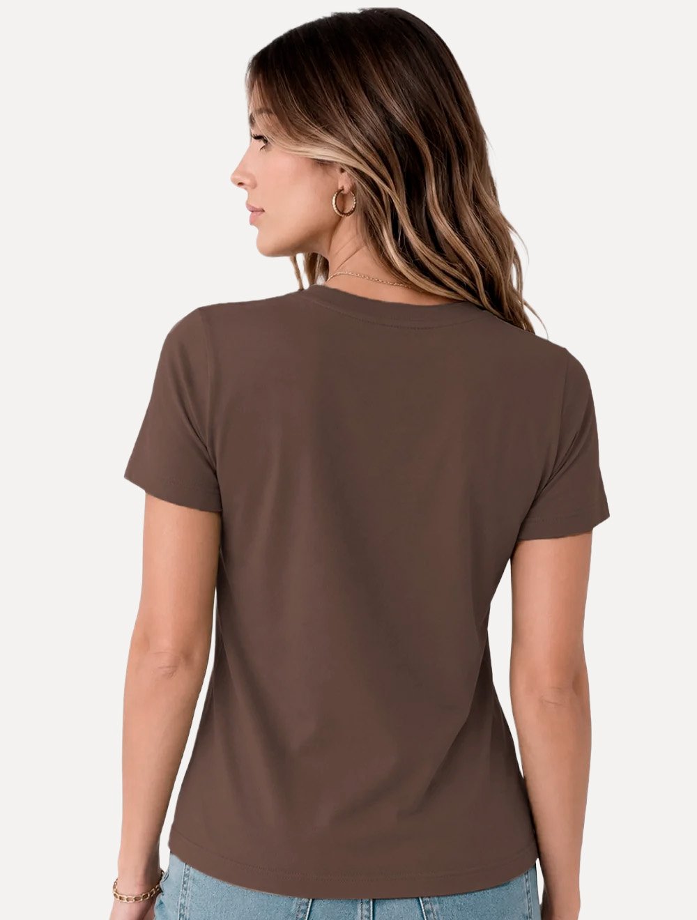 Camiseta Guess Feminina Patch Small Logo Marrom Escuro