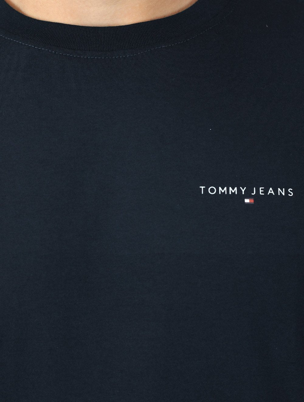 Camiseta Tommy Jeans Masculina Slim Manga Longa Linear Chest Azul Marinho