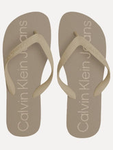 Chinelo Calvin Klein Jeans Silk Khaki Logo Básico Cáqui Claro
