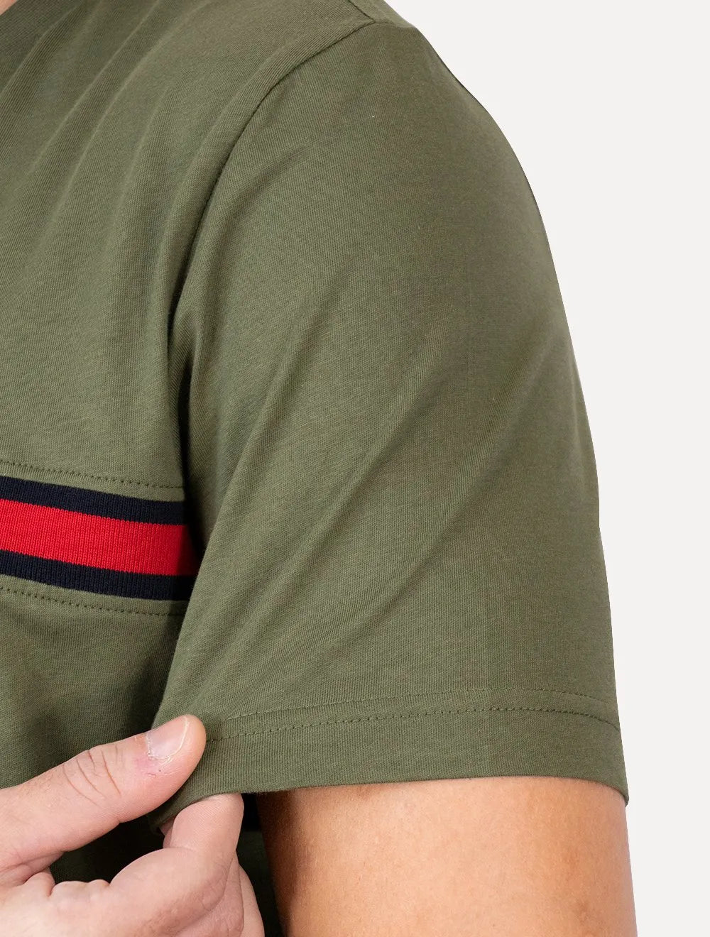 Camiseta Tommy Hilfiger Masculina Chest Insert Logo Verde Militar