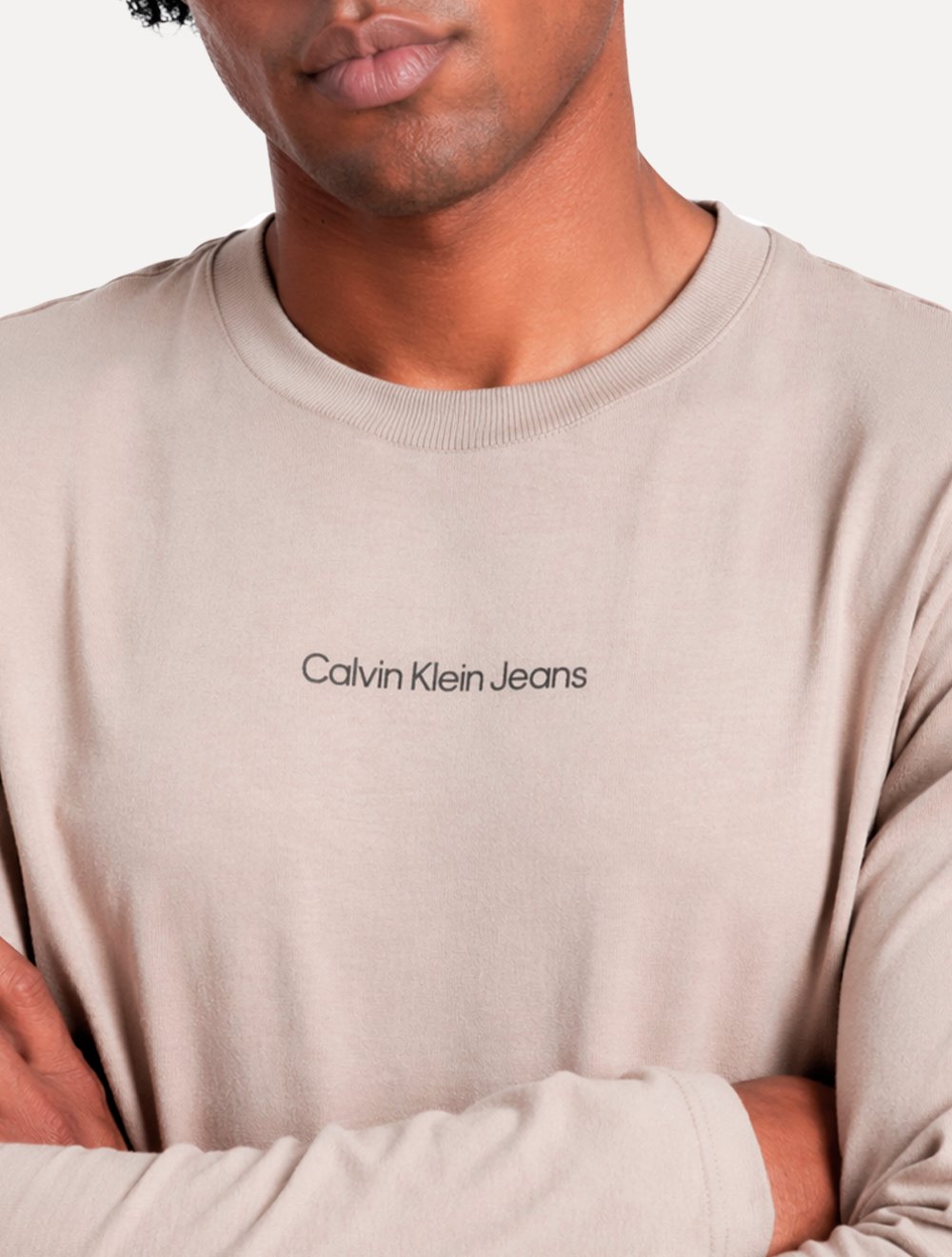 Camiseta Calvin Klein Jeans Masculina Manga Longa Institutional Cáqui Claro