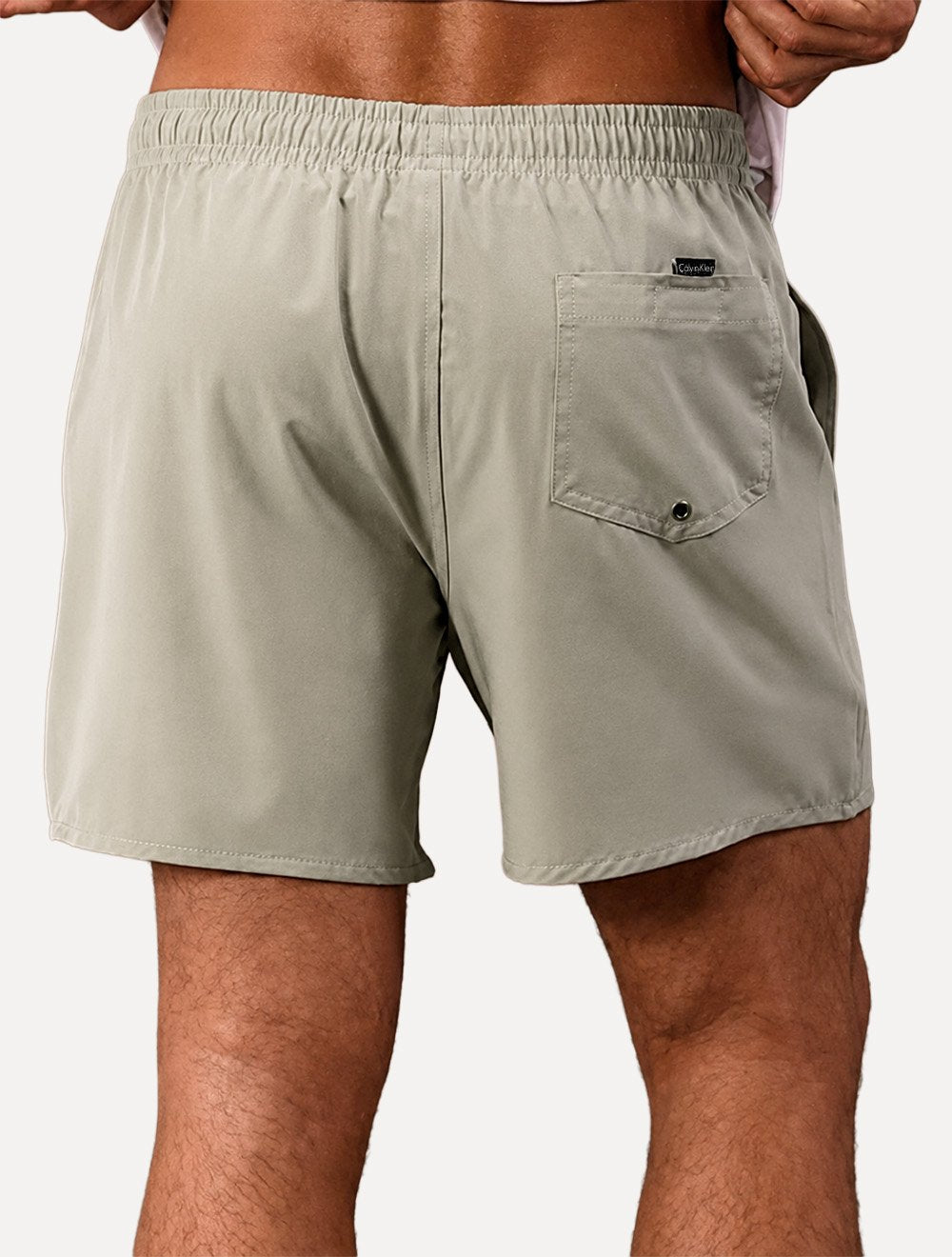 Short Calvin Klein Swimwear Elástico Liso Logo Lateral Cáqui Claro