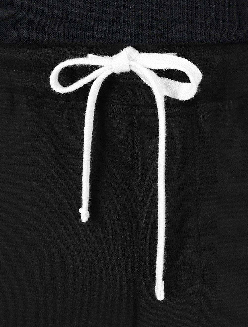 Bermuda Calvin Klein Suedine Soft Preta