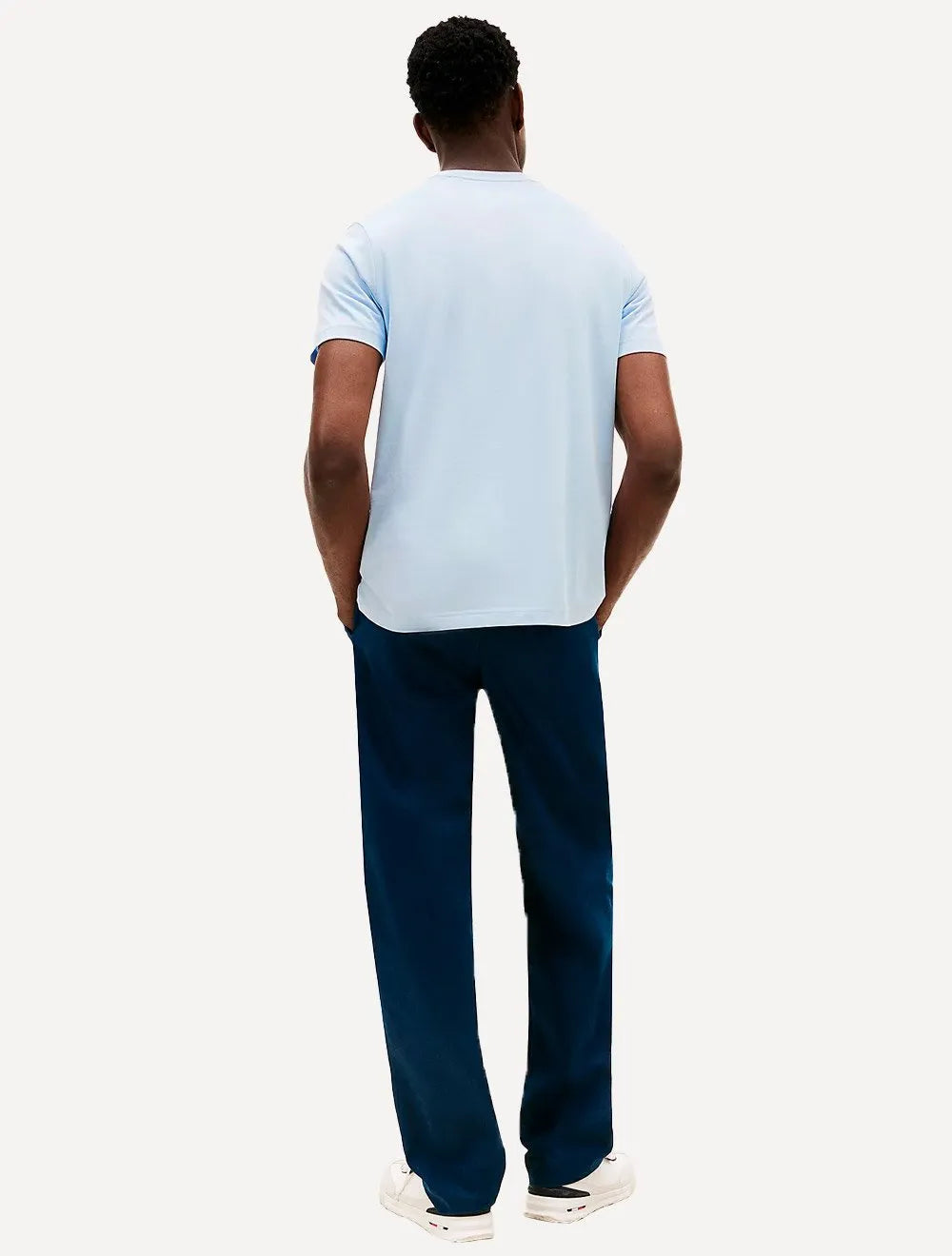 Camiseta Tommy Hilfiger Masculina Stack Poster Logo Azul Claro