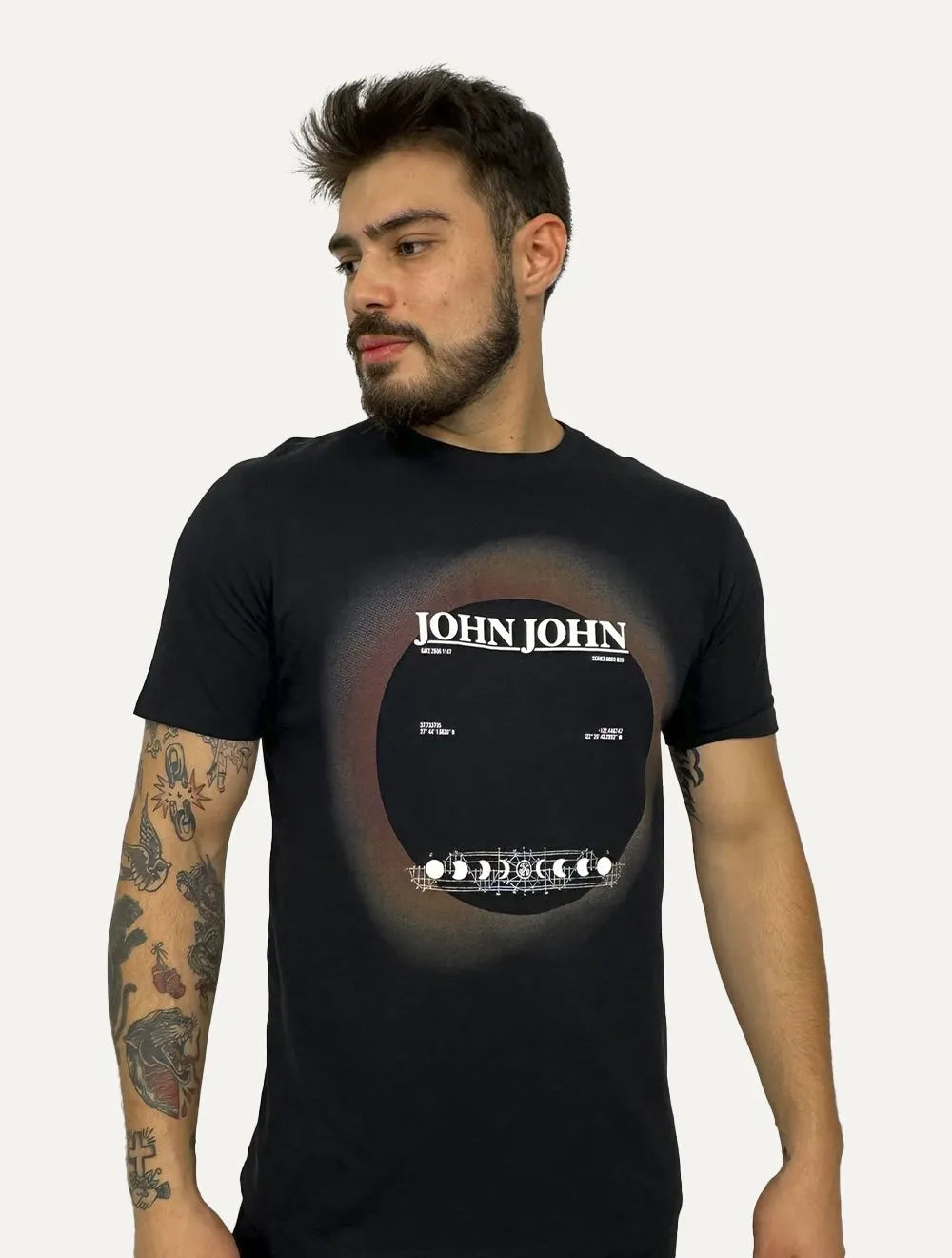 Camiseta John John Masculina Regular Moon Cycle Preta