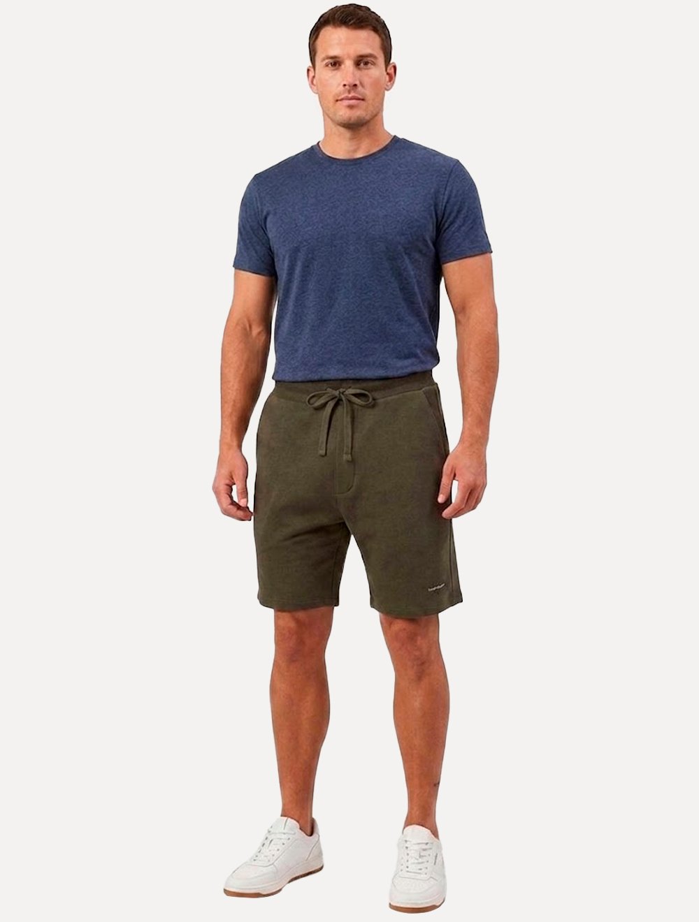 Bermuda Calvin Klein Jeans Moletom Cadarço RE Issue Verde Militar