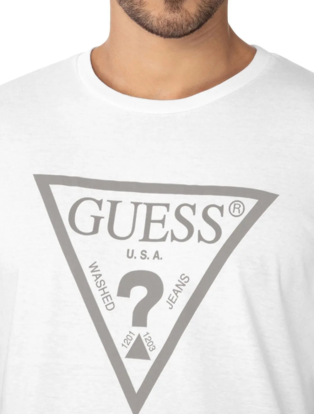Camiseta Guess Masculina Logo Vazado Duplo Branca