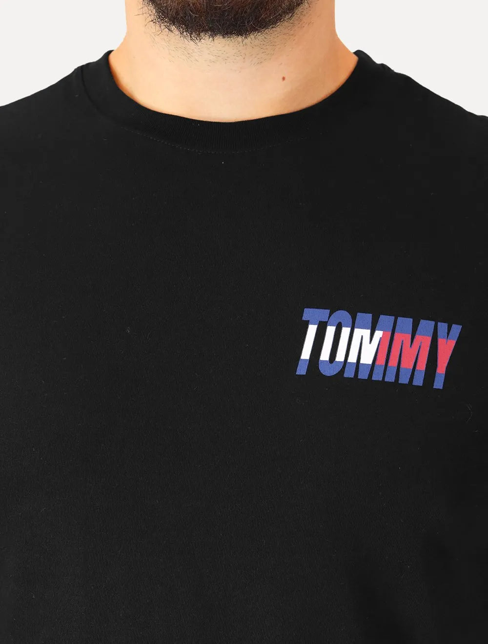 Camiseta Tommy Jeans Masculina Regular Italic Colors Logo Preta