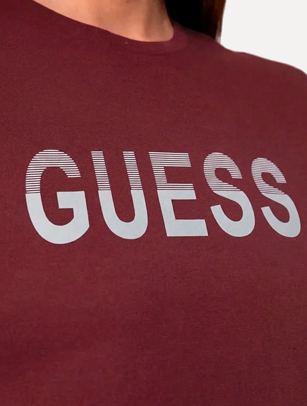 Camiseta Guess Feminina Bold Half Stripes Logo Vermelho Escuro