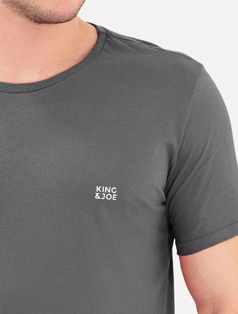 Camiseta King & Joe Masculina Slim Basic Light Small Logo Chumbo