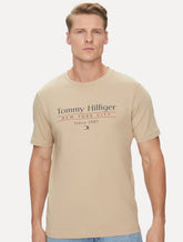 Camiseta Tommy Hilfiger Masculina Center Stack Cáqui