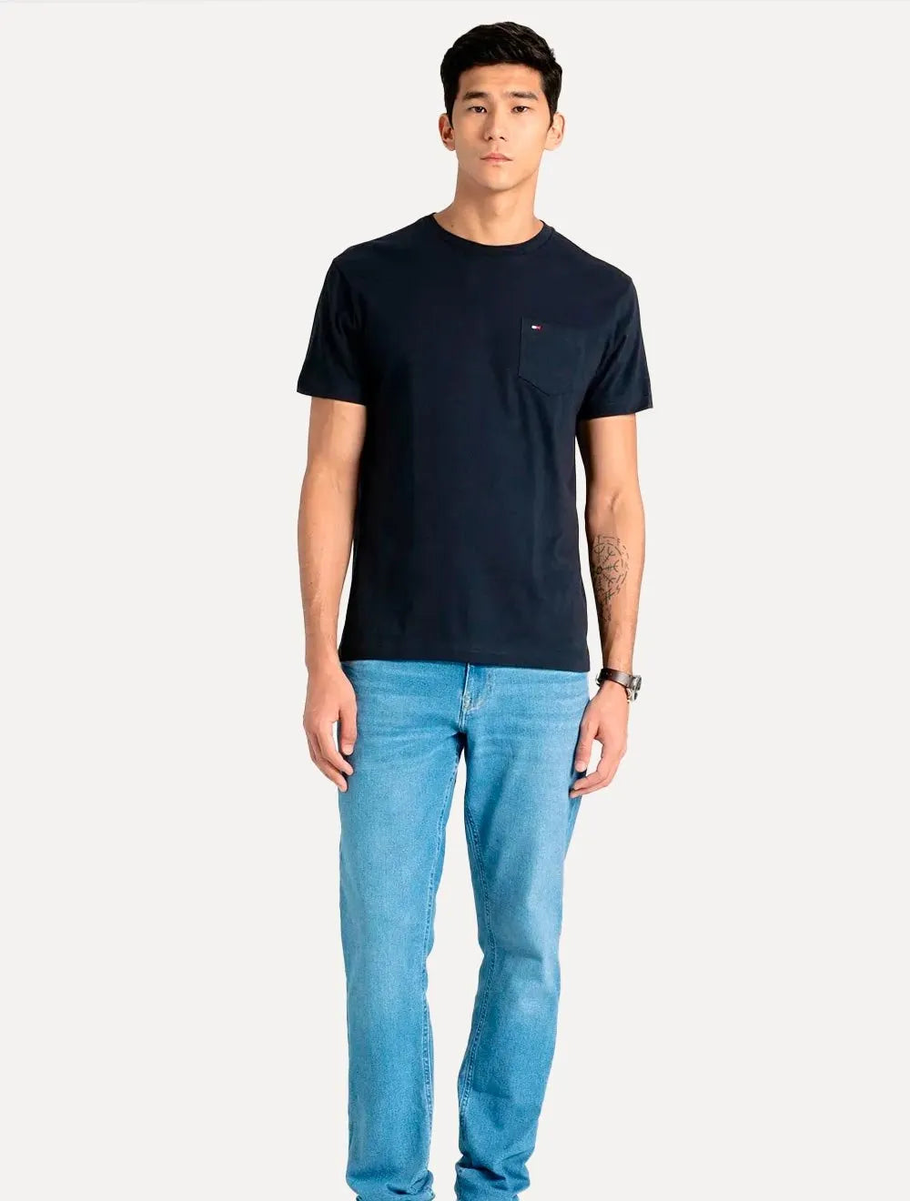 Camiseta Tommy Jeans Masculina Regular Pocket Azul Marinho