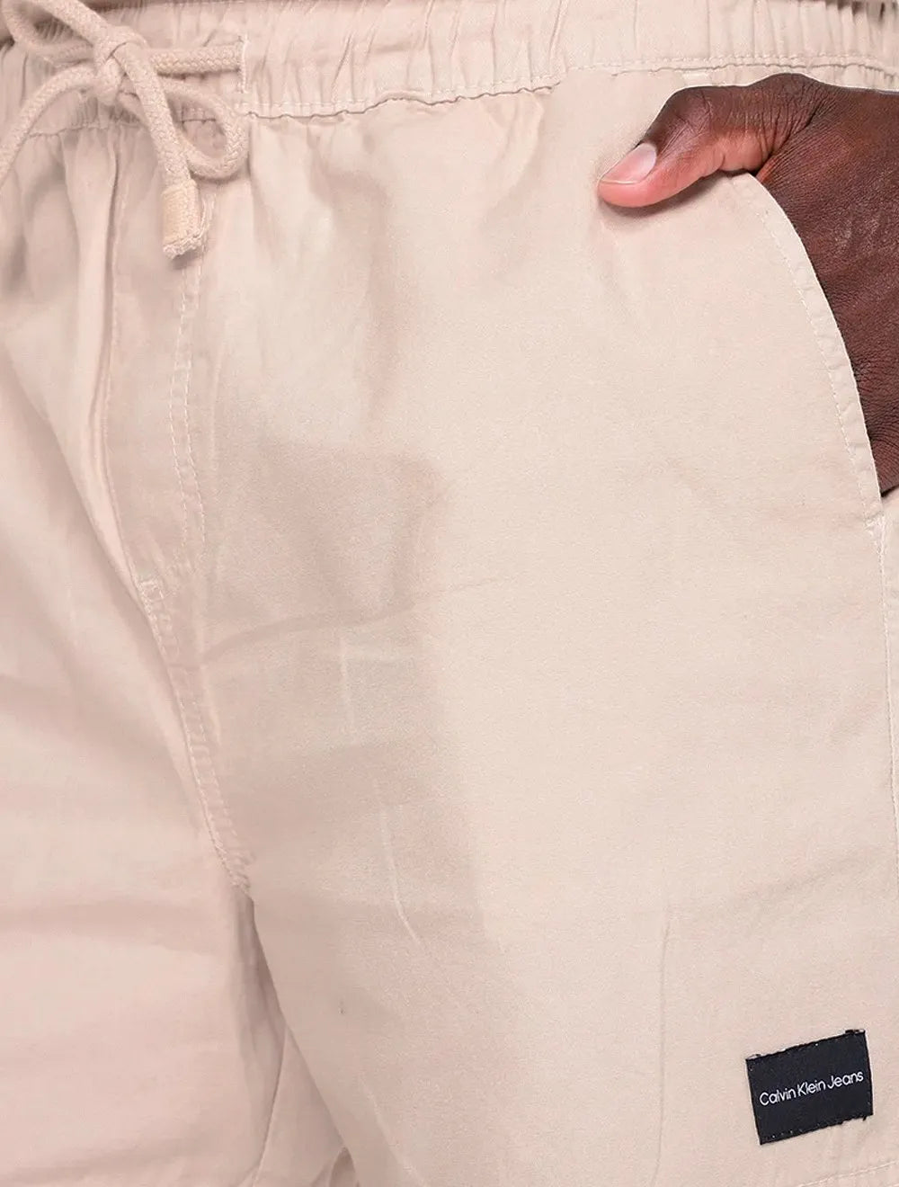 Short Calvin Klein Jeans Masculino Color Cós Elástico Areia