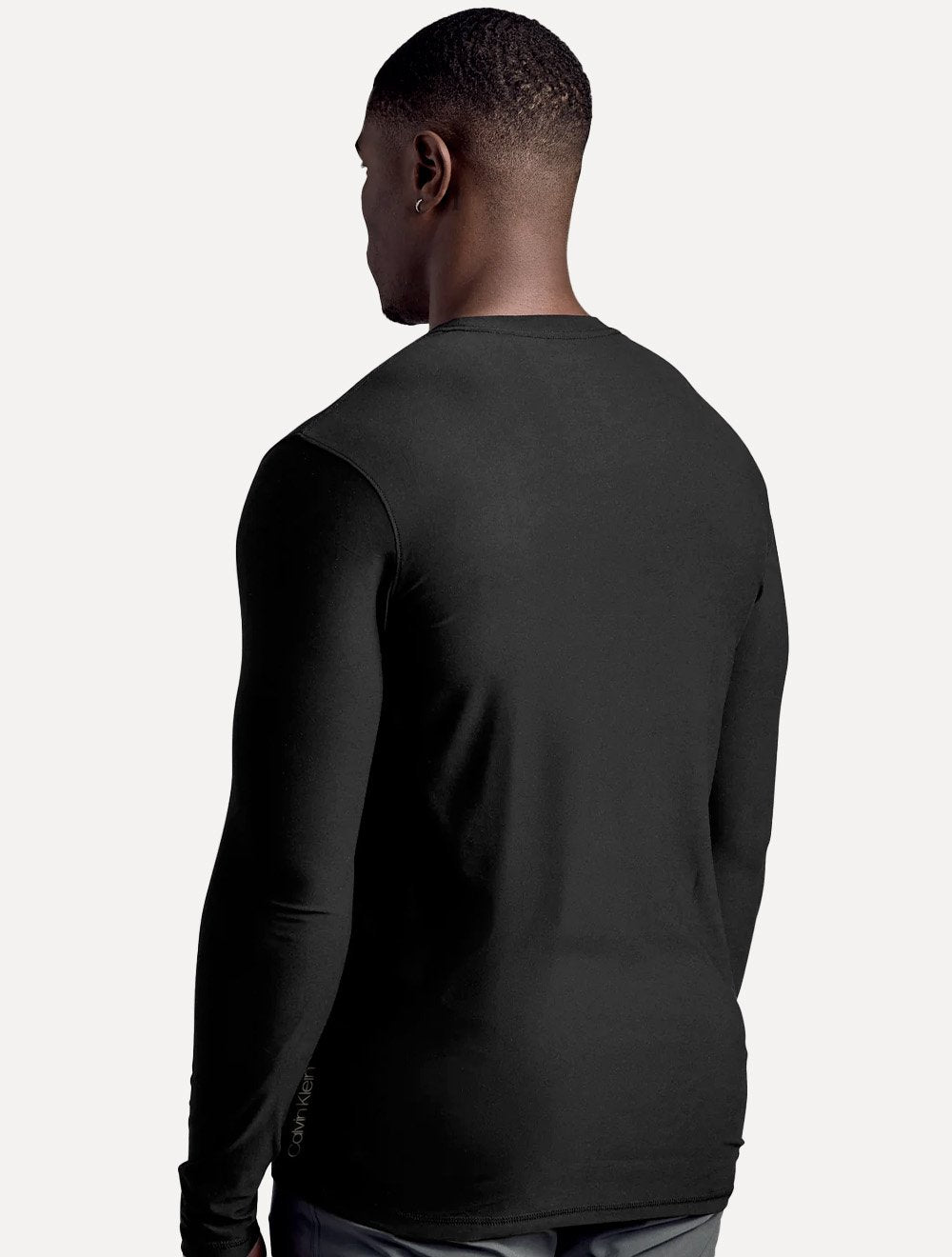 Camiseta Calvin Klein Swimwear Masculina Manga Longa UV Preto