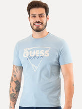 Camiseta Guess Masculina Triângulo Los Angeles Relevo Peito Azul Claro