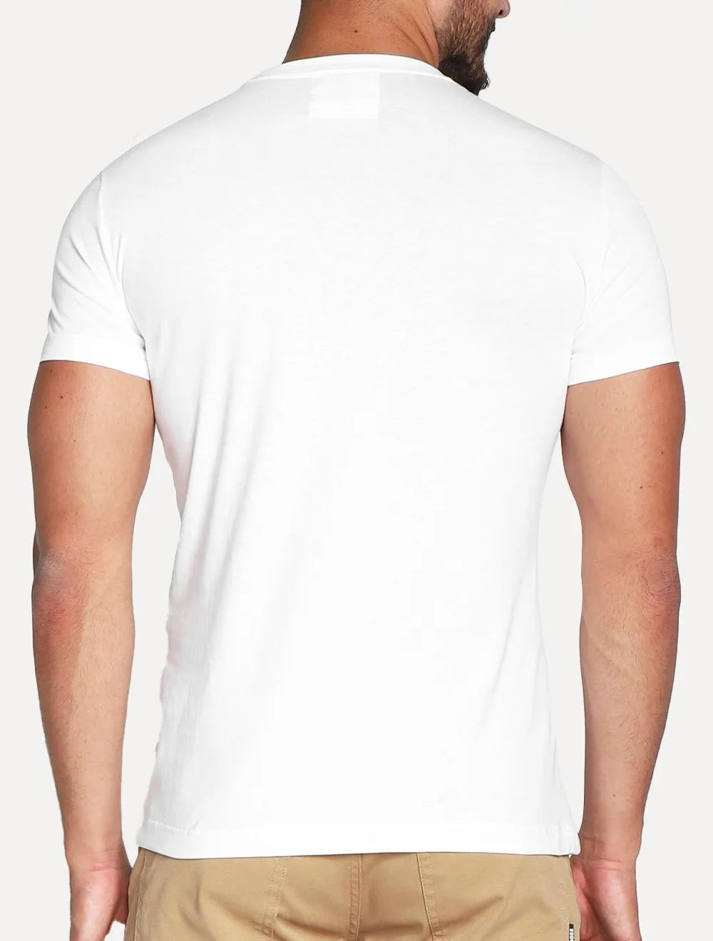 Camiseta Armani Exchange Masculina Essential Minimalist Micro Patch Branca