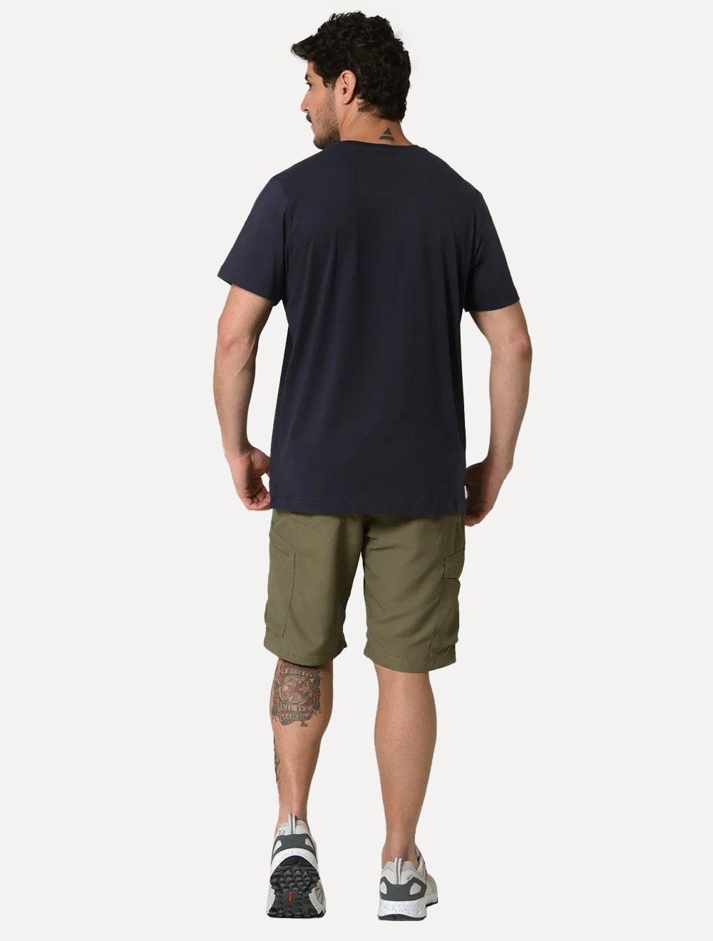 Camiseta Columbia Masculina Basica Logo Bordado Azul Marinho